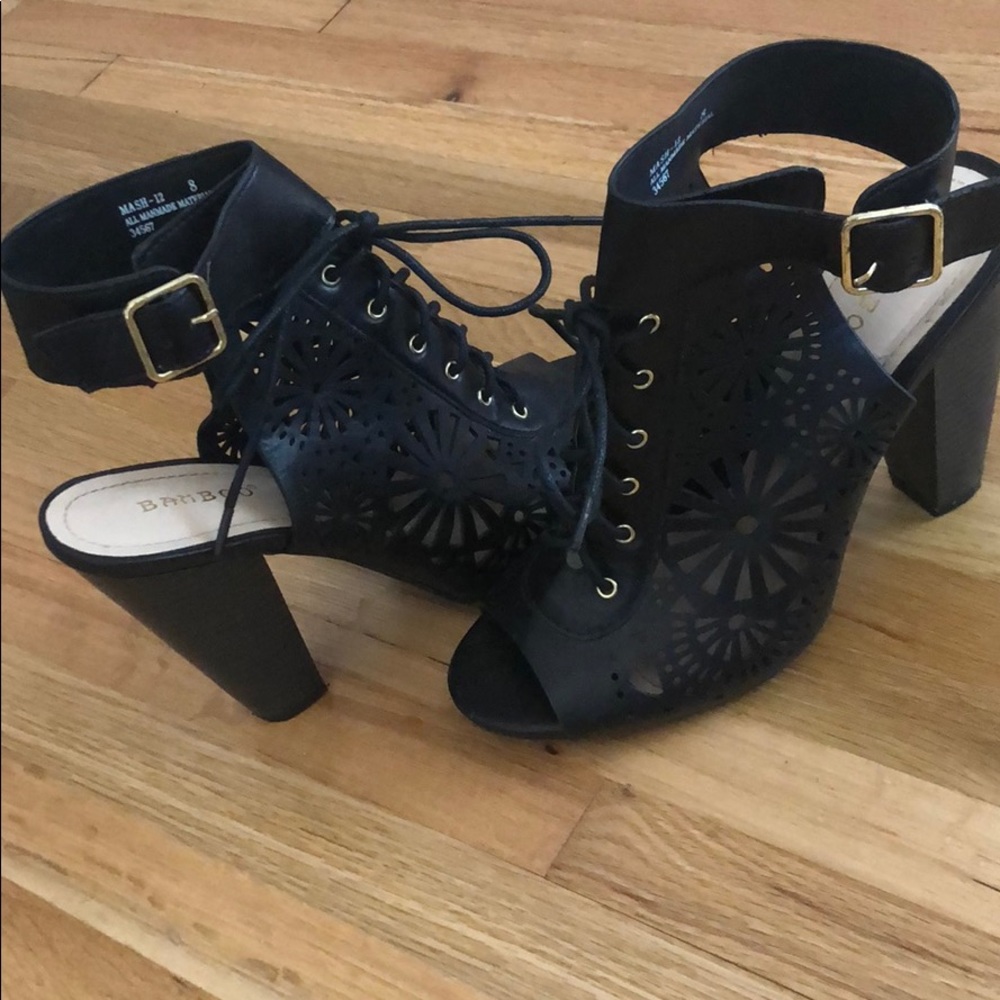Heels - Picture 2 of 2